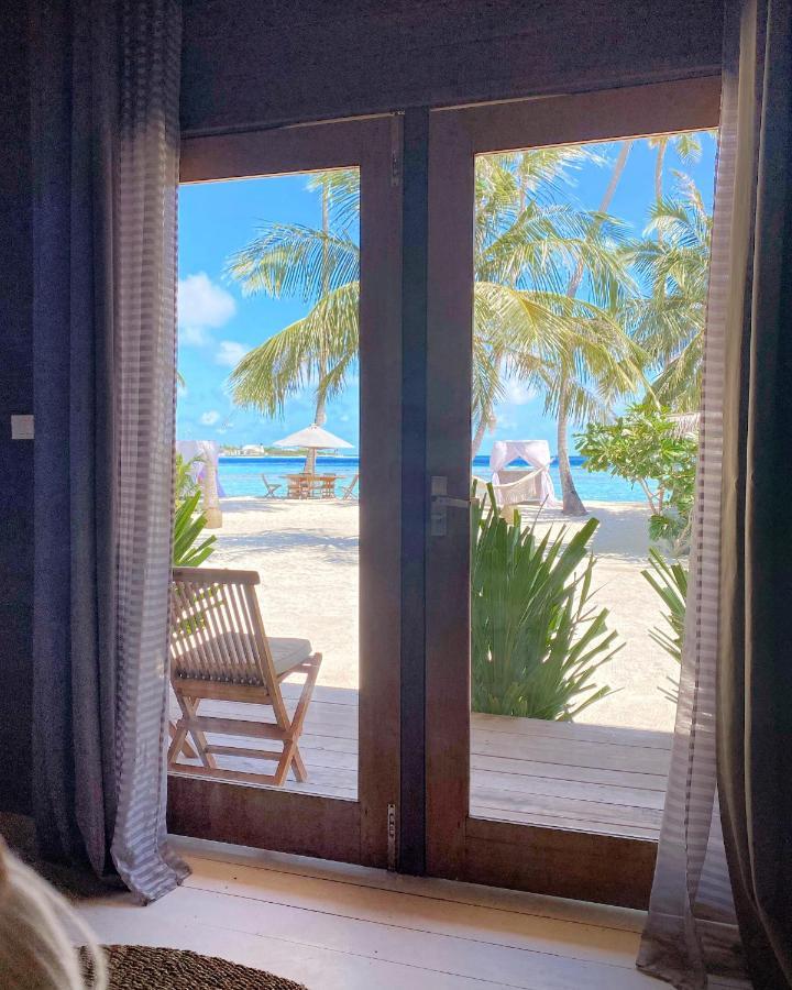 Met House Hotel Thulusdhoo Ngoại thất bức ảnh