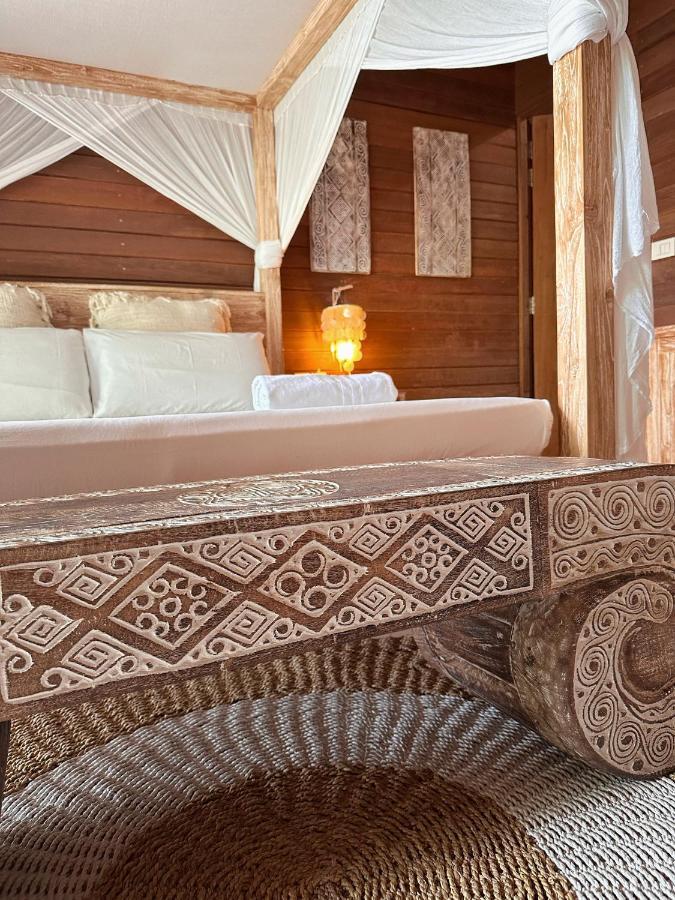 Met House Hotel Thulusdhoo Ngoại thất bức ảnh