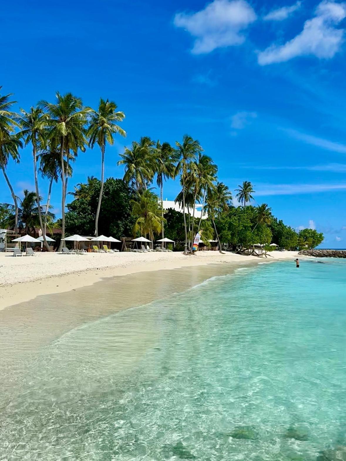 Met House Hotel Thulusdhoo Ngoại thất bức ảnh